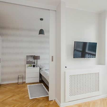 Shortstaypoland Grzybowska Warschau Buitenkant foto